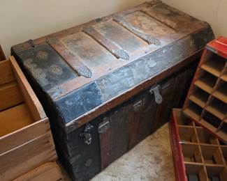 Vintage trunk
