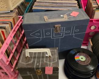 Record storage boxes