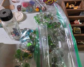 Marbles, jacks