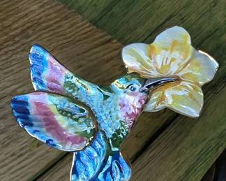 Vintage Ceramic Hummingbird Brooch Pin