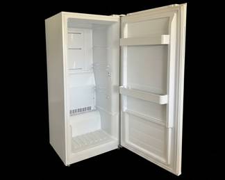 Upright Freezer GE