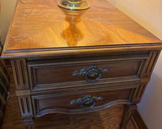 Thomasville End Tables (2) $150.00 each.      22”w 25.5”d 22”t