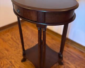Oval End Table w drawer $90.00.  21”w 16”d 29”t