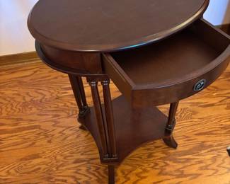 Oval End Table w drawer $90.00.  21”w 16”d 29”t