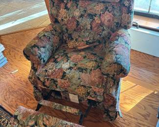 2) Matching Floral LazyBoy Rocker/Recliners.    $250.00 each.         33”w 30”d 38” t