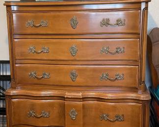 The New Orleans Collection by Dixon-38x21x58