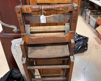 Only $20. Antique Wringer. Text Mike 352-281-1822 if you want to buy it.
