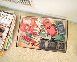 Cars & trucks