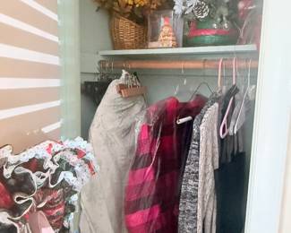 Coat closet