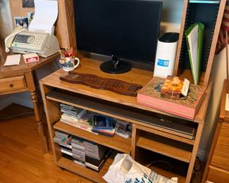 Desk for computer