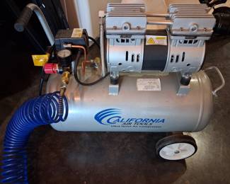 California Air Tools Ultra Quiet Air Compressor Model 8010 in good working order, 110V, 750W