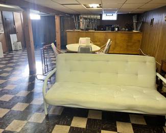 Futon. Vintage table and chairs