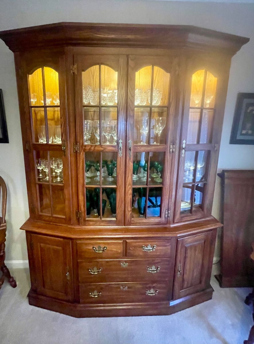 Treasure Chest Estate Sale in Montgomery, AL starts on 10/30/2026