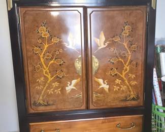 Armoire-$350