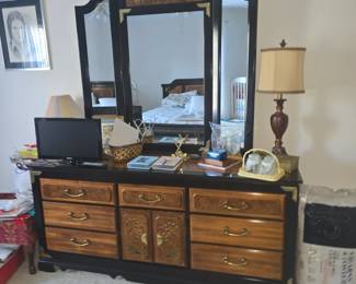 Dresser-$400