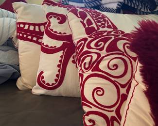 Deceptive pillows