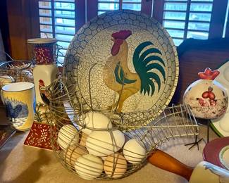 VINTAGE EGG BASKET