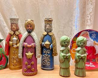 VINTAGE PAPER MACHE THREE KINGS CANDLE HOLDERS, VINTAGE CHOIR GIRL CANDLES