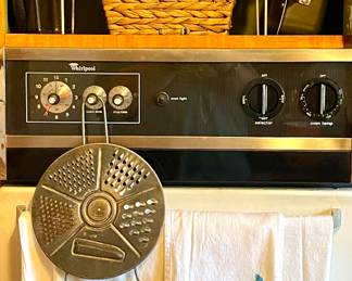 POTS AND PANS, VINTAGE EMBROIDERY KITCHEN TOWELS