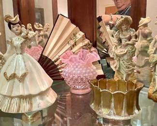 MCM PORCELAIN FIGURINES, FENTON OPALESCENT HOBNAIL RUFFLE VASE