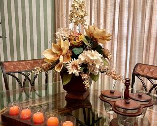 FLORAL ARRANGEMENT, MCM WOOD/GLASS CONDIMENT SERVER