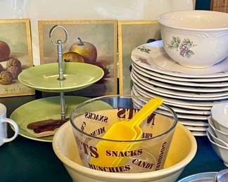 SERVING BOWLS
