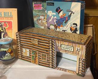 VINTAGE METAL FORT