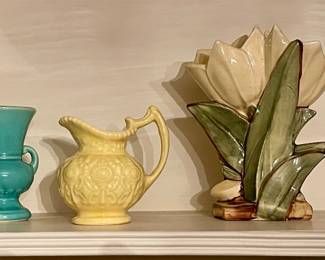 1940’S-50’S MCCOY DOUBLE TULIP VASE, VINTAGE PITCHERS AND VASES