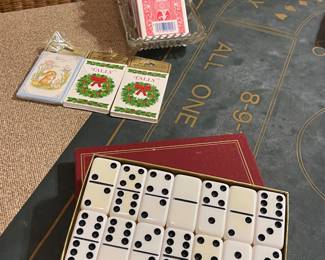 VINTAGE DOMINOES