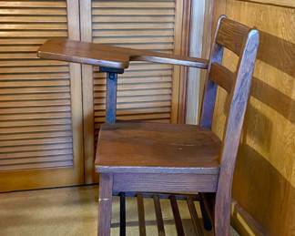 VINTAGE WOOD SCHOOL DESK