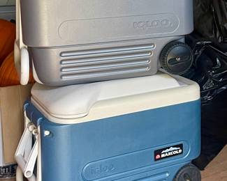 IGLOO ICE CHESTS