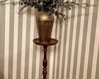 PLANT STAND, BRASS VASE