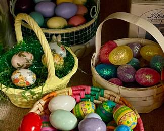 EASTER EGGS AND BASKETS
