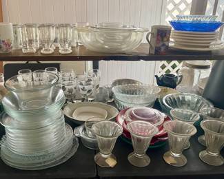 VINTAGE SUNDAE GLASSES