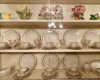 FRANCISCAN CHINA “ARCADIA GREEN” 8 PLACE CHINA SET