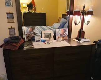 6 drawer dresser eith mirror new