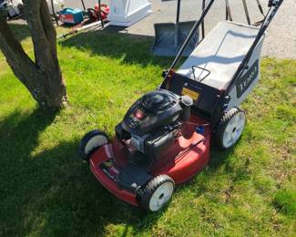 Toro self propelled mower, like new