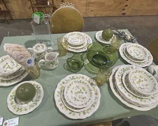 Gorgeous dinner sets!
