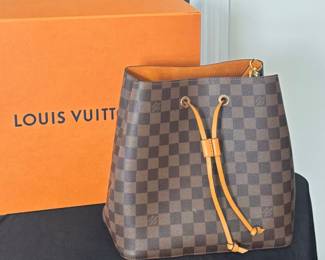 Louis Vuitton Damier Ébène NéoNoé MM Bucket Bag