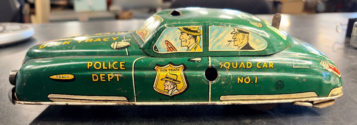 1940s Dick Tracy battery powered car
