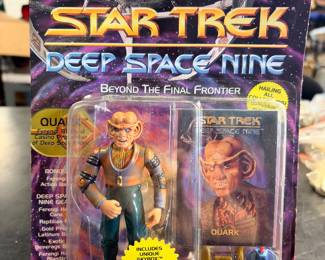 Collection of 1992 to 1995 Star Trek figures