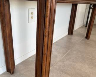 Console Table Leg Detail
