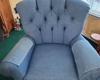 Blue Upholstered Tufted Armchair