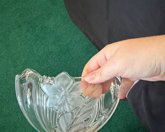 Mikasa Satin Orchid Crystal Bowl
