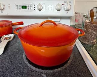 Vintage Descoware 2-E 10 Flame Orange Enameled Cast Iron Dutch Oven