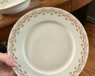 William Guérin & Co. Limoges Dinner Plate for Dulin & Martin