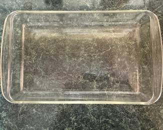 Pyrex 232 2-Quart Rectangular Baking Dish