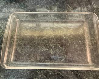 Pyrex 233 Rectangular Baking Dish