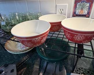 Target Classic Tidings Melamine Holiday Bowls