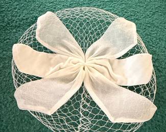 Vintage Bridal Birdcage Veil with Bow